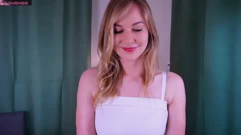 Emma online show from May 30, 2:47 pm