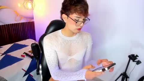 reneepaz online show from June 22, 7:11 pm