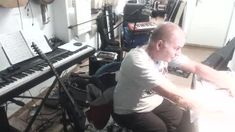 renefr online show from December 1, 10:10 pm