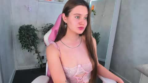 Renesmy online show from May 30, 12:19 am
