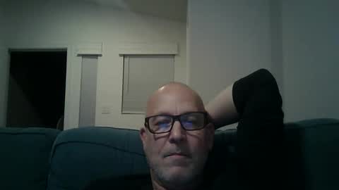 Snapshot of renewaz chatting on February 11, 2:16 am Renewaz online show from February 11, 2:16 am