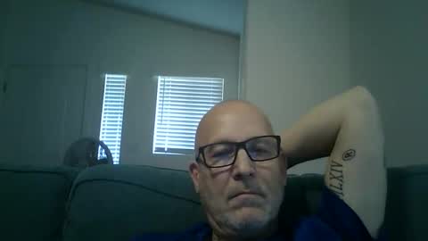 Snapshot of renewaz chatting on February 12, 7:31 pm Renewaz online show from February 12, 7:31 pm