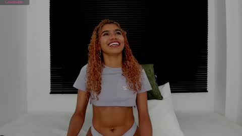 Snapshot of rennatta_sx chatting on April 1, 2:34 am Renata online show from April 1, 2:34 am