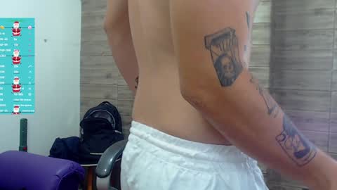 R E N E  online show from December 19, 4:23 am