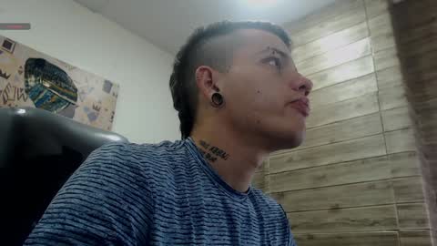 R E N E  online show from December 28, 4:19 am