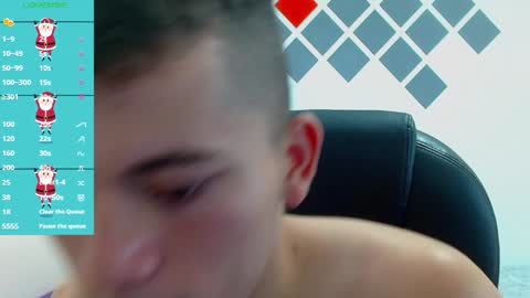 R E N E  online show from December 30, 7:15 am