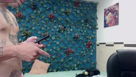 R E N E  online show from February 25, 10:58 am