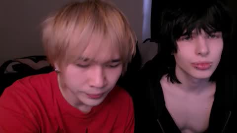 Snapshot of rennuts chatting on February 1, 8:46 am rennuts online show from February 1, 8:46 am