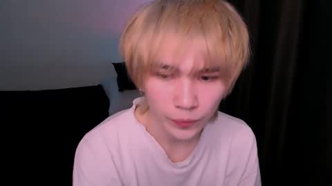 Snapshot of rennuts chatting on February 7, 12:58 am rennuts online show from February 7, 12:58 am