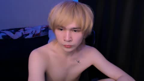 Snapshot of rennuts chatting on February 15, 7:32 pm rennuts online show from February 15, 7:32 pm