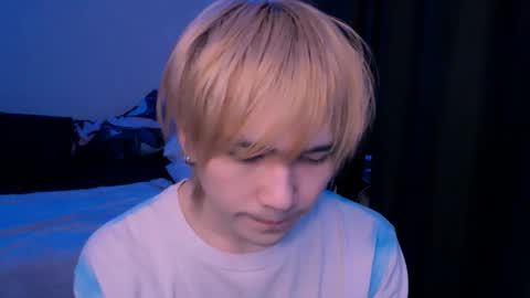 Snapshot of rennuts chatting on February 17, 5:30 pm rennuts online show from February 17, 5:30 pm