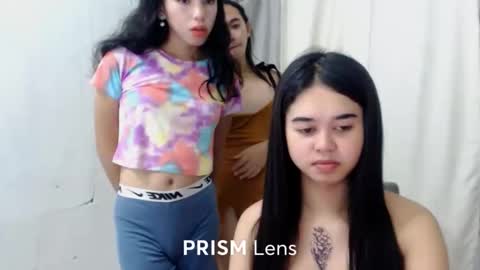 rennygurl online show from March 25, 10:21 am