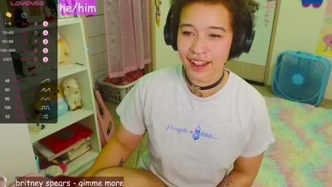 REN online show from February 7, 5:52 am