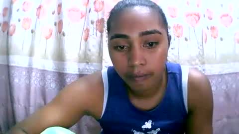 Rephaleta online show from June 2, 10:39 am