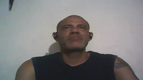 Snapshot of retlam37 chatting on March 4, 10:05 pm Walter online show from March 4, 10:05 pm