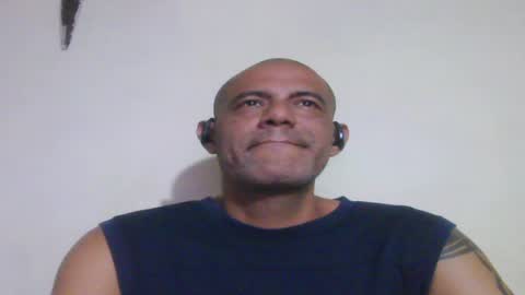 Snapshot of retlam37 chatting on April 7, 4:24 am Walter online show from April 7, 4:24 am