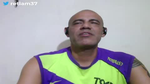 Snapshot of retlam37 chatting on May 2, 4:28 am Walter online show from May 2, 4:28 am