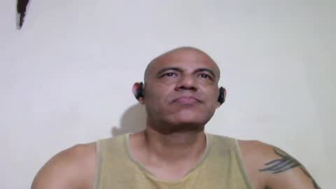 Snapshot of retlam37 chatting on May 15, 5:03 am Walter online show from May 15, 5:03 am