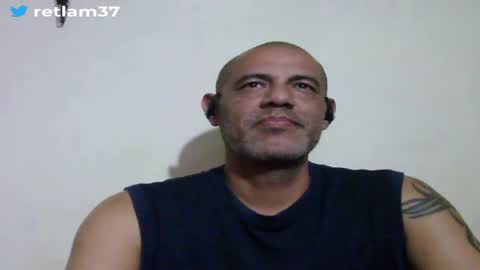 Snapshot of retlam37 chatting on May 20, 4:07 am Walter online show from May 20, 4:07 am