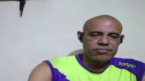 Snapshot of retlam37 chatting on May 22, 9:53 pm Walter online show from May 22, 9:53 pm