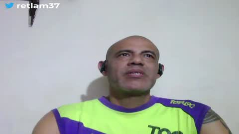 Snapshot of retlam37 chatting on May 24, 4:50 am Walter online show from May 24, 4:50 am