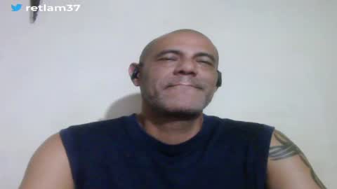 Snapshot of retlam37 chatting on May 26, 4:19 am Walter online show from May 26, 4:19 am