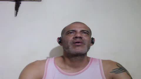 Snapshot of retlam37 chatting on May 28, 4:32 am Walter online show from May 28, 4:32 am