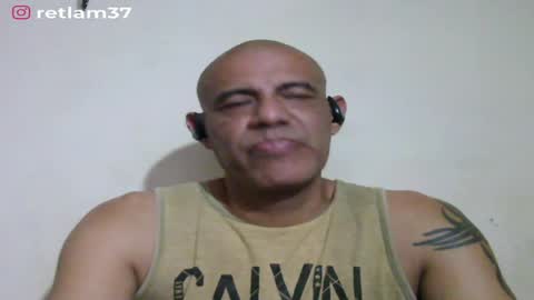 Snapshot of retlam37 chatting on June 5, 5:14 am Walter online show from June 5, 5:14 am