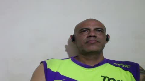 Snapshot of retlam37 chatting on June 13, 6:00 am Walter online show from June 13, 6:00 am