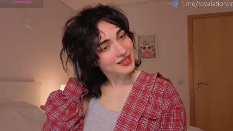 Ewiwi online show from January 15, 3:49 pm