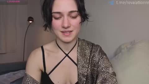 Ewiwi online show from March 23, 4:22 pm