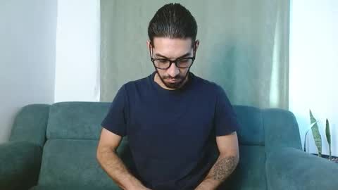 Snapshot of reypablo1 chatting on October 14, 9:15 pm REY PABLO Independent online show from October 14, 9:15 pm