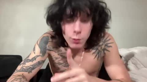 Snapshot of rhaenyra_daemon chatting on July 18, 7:45 am Rhaenyra Daemon online show from July 18, 7:45 am