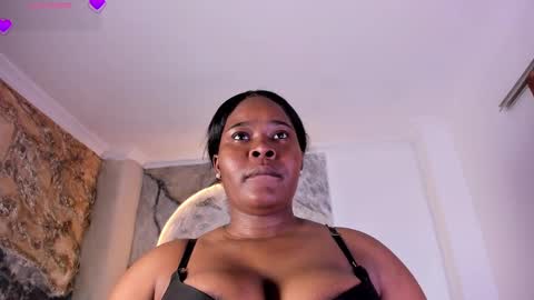 Snapshot of rianamanson chatting on November 23, 9:03 pm Riana online show from November 23, 9:03 pm