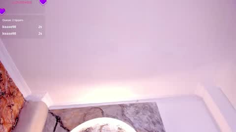 Snapshot of rianamanson chatting on November 25, 5:07 am Riana online show from November 25, 5:07 am