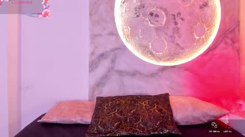 Snapshot of rianamanson chatting on December 1, 4:17 am Riana online show from December 1, 4:17 am