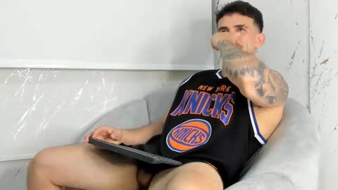 ricardogonzalez666 online show from March 4, 10:05 pm