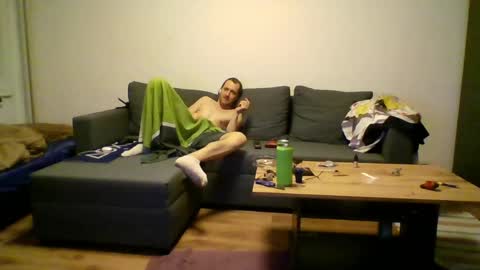 Snapshot of ricciardio chatting on May 27, 7:55 pm ricciardio online show from May 27, 7:55 pm