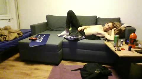 Snapshot of ricciardio chatting on May 28, 8:39 pm ricciardio online show from May 28, 8:39 pm