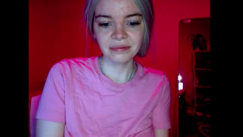 Snapshot of rich_chloe chatting on November 27, 4:42 pm Chloe Diva NON NUDE online show from November 27, 4:42 pm