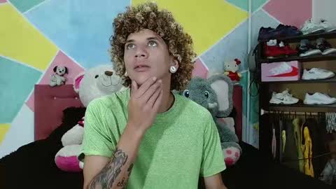 Snapshot of rich_de_la_rosa chatting on January 8, 5:59 pm rich and kitty online show from January 8, 5:59 pm