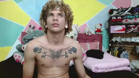 Snapshot of rich_de_la_rosa chatting on January 13, 2:50 am rich and kitty online show from January 13, 2:50 am