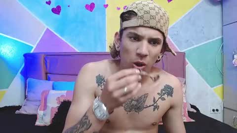 Snapshot of rich_de_la_rosa chatting on October 5, 4:11 am rich and kitty online show from October 5, 4:11 am