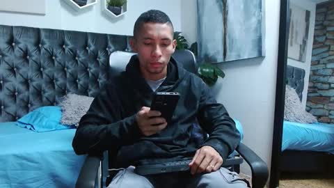 richar_voller online show from February 27, 11:10 am