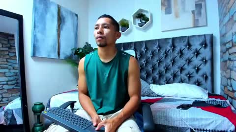richar_voller online show from May 29, 11:19 am