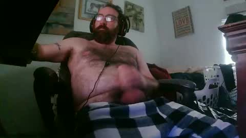 Snapshot of richard11268869 chatting on December 18, 4:24 pm richard11268869 online show from December 18, 4:24 pm