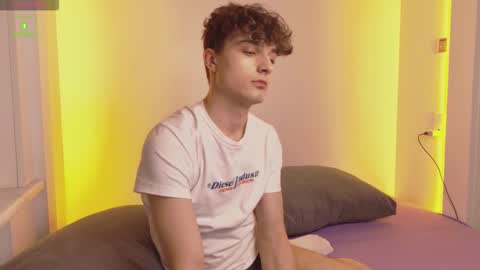 Richard online show from February 21, 3:24 pm