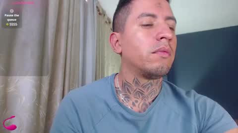 Snapshot of richi_grubby chatting on March 6, 3:13 pm David online show from March 6, 3:13 pm