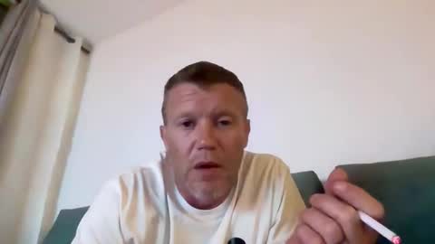 Snapshot of richiee3891 chatting on April 20, 10:33 pm richiee3891 online show from April 20, 10:33 pm