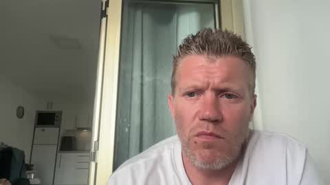 Snapshot of richiee3891 chatting on May 7, 6:13 pm richiee3891 online show from May 7, 6:13 pm